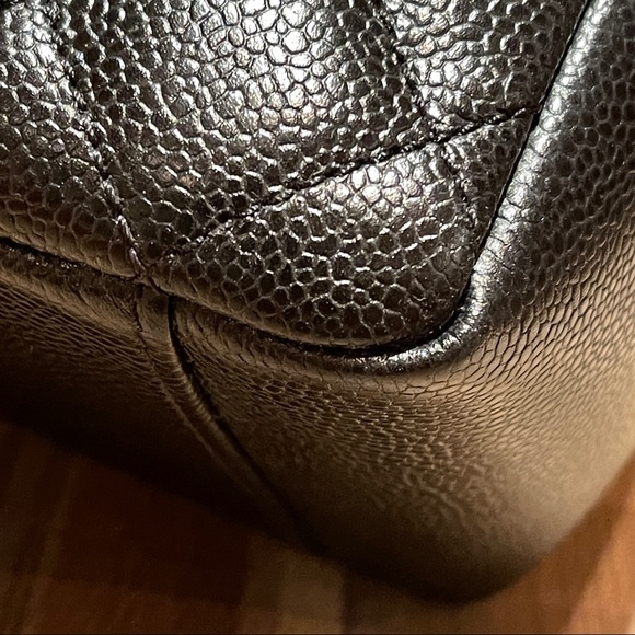 Chanel Black Caviar Grand Shopping Tote - Picture 9 of 16